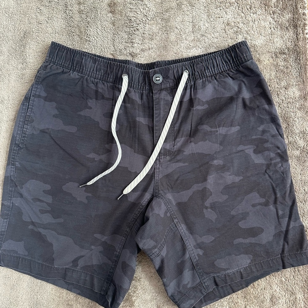 Gray Camouflage Shorts. Size L